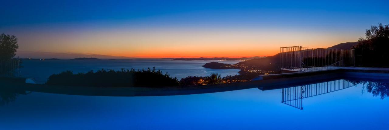 Vistazur Luxueux Appartement Avec Terrasse Et Piscine Le Le Rayol-Canadel-sur-Mer Eksteriør billede